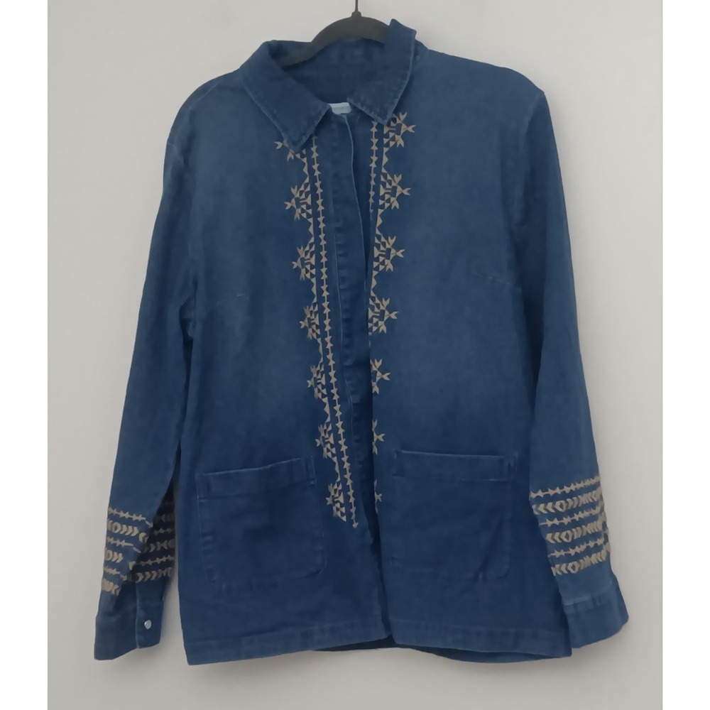 Denim & Co. Canyon Retreat Women's Size M Embroidered Denim Shacket Snap Buttons